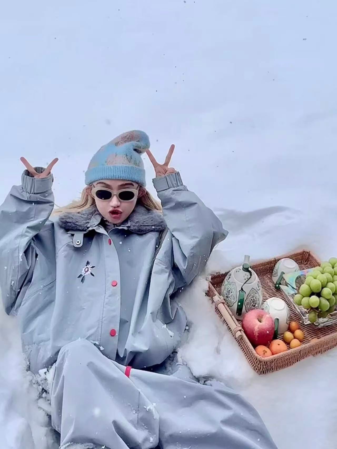 Alpine Luxe Insulated Ski Jacket - Women's | QLeo