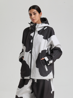 Gsou Snow Bold Cow Print Snow Jacket – Women's