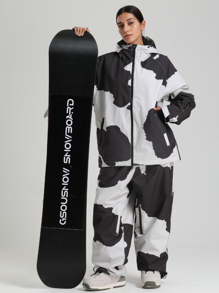 Gsou Snow Bold Cow Print Snow Jacket – Women's