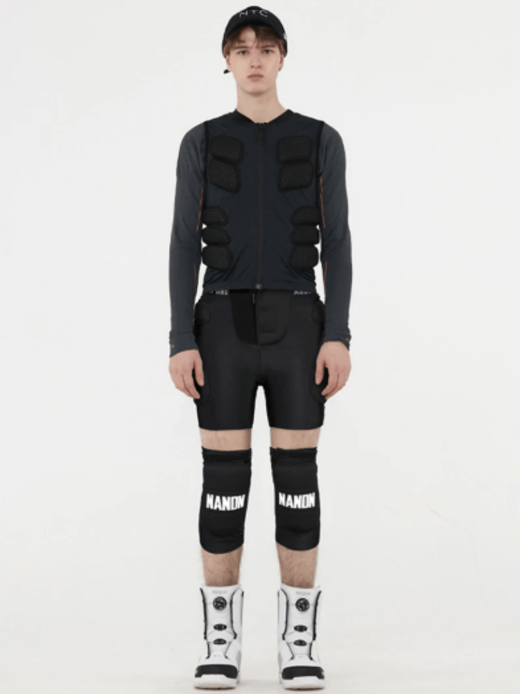 Nandn Unisex Tri-Flex Shorts & Knee Pads Set