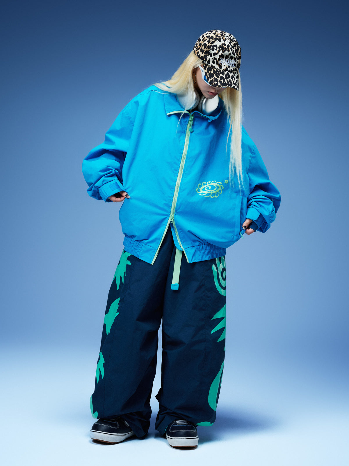 Totem Spirit Z-Fit Baggy Snow Pants - Unisex  | OddyEddy