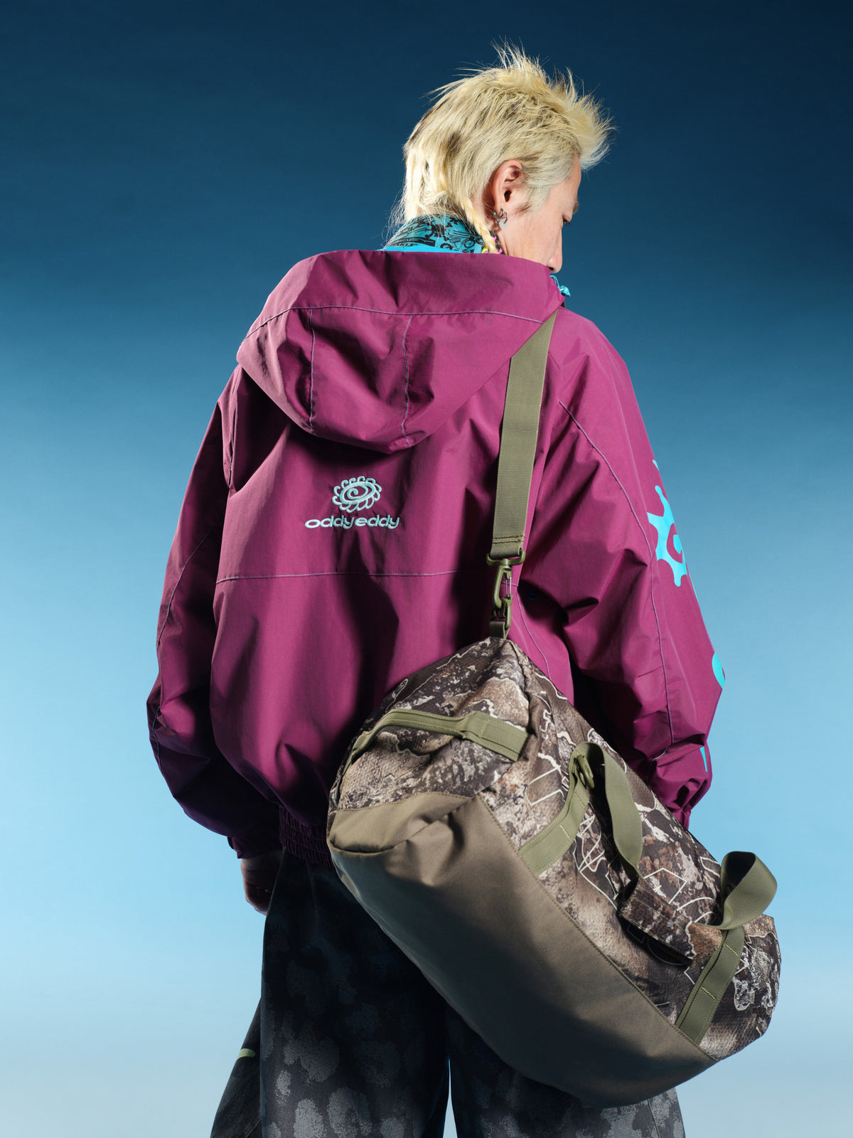 Thorn Graphic 20K Baggy Ski Jacket – Unisex | OddyEddy