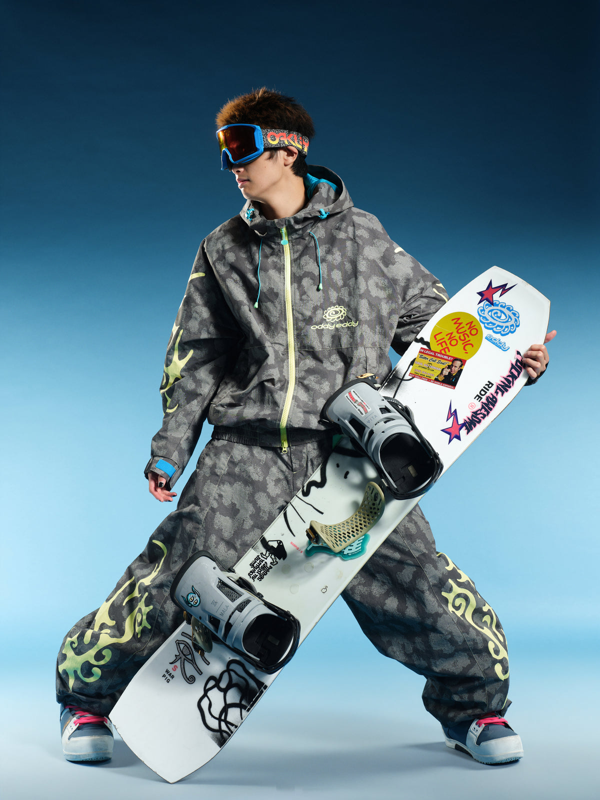 Thorn Graphic 20K Baggy Ski Jacket – Unisex | OddyEddy