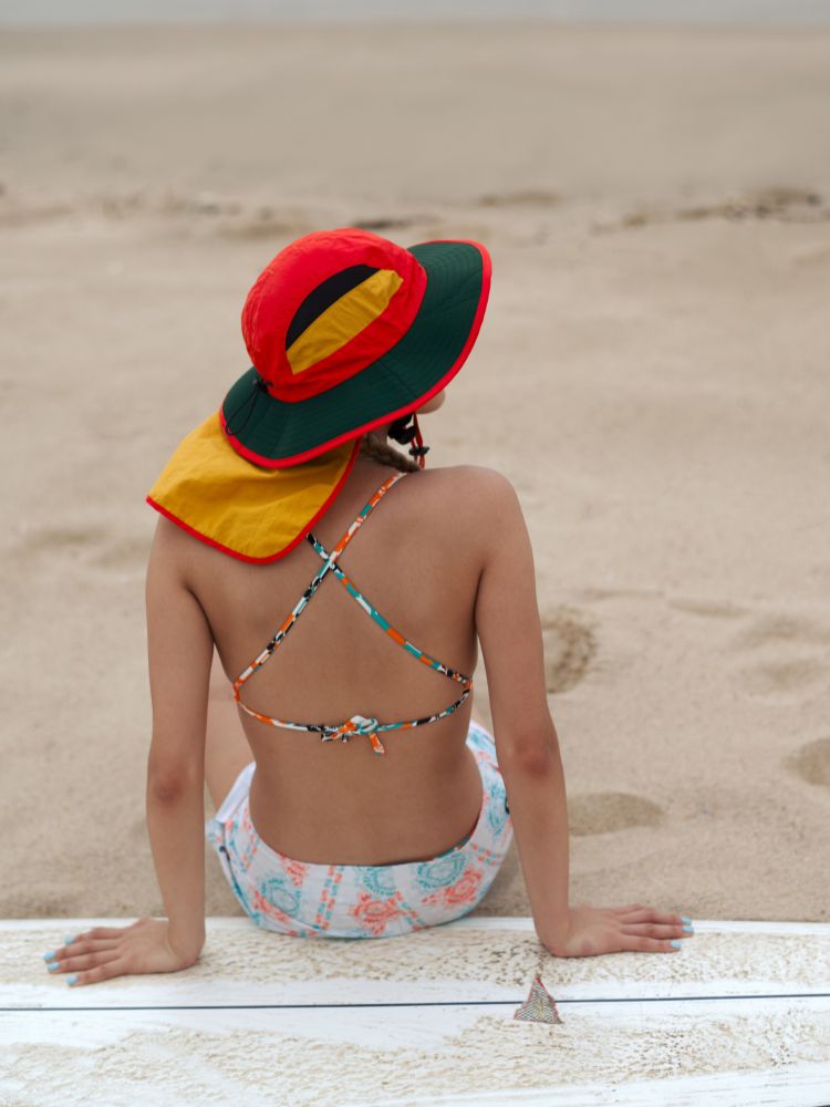 Wide Brim Convertible Surf Sun Hat with Neck Cover – Unisex | ChillHang