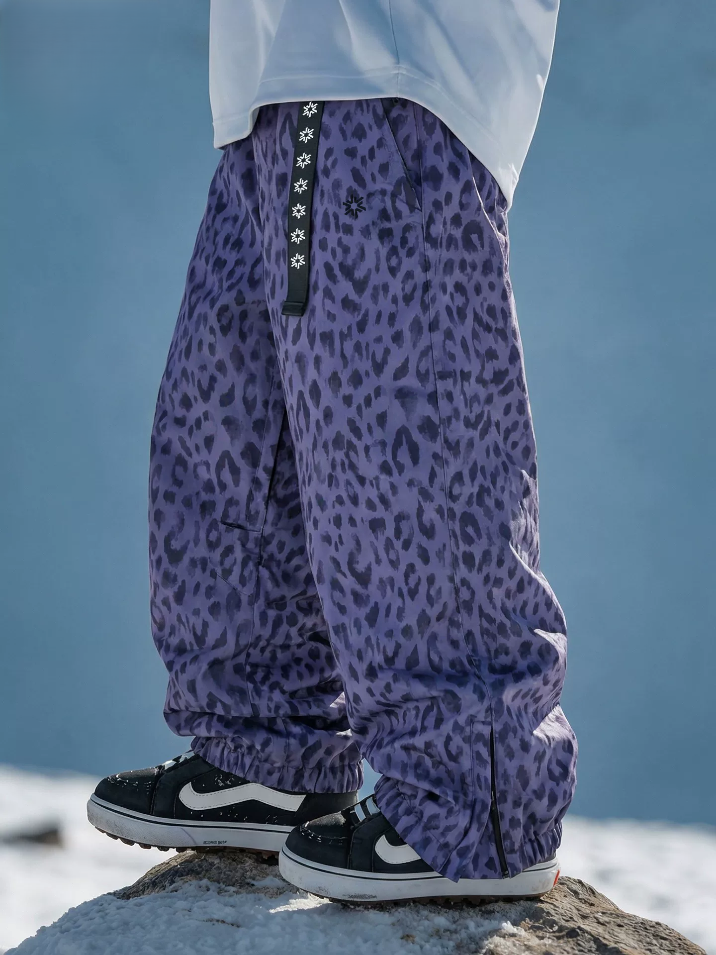 CityGlide All-Weather Baggy Cargo Snowboard Pants – Unisex | John Snow