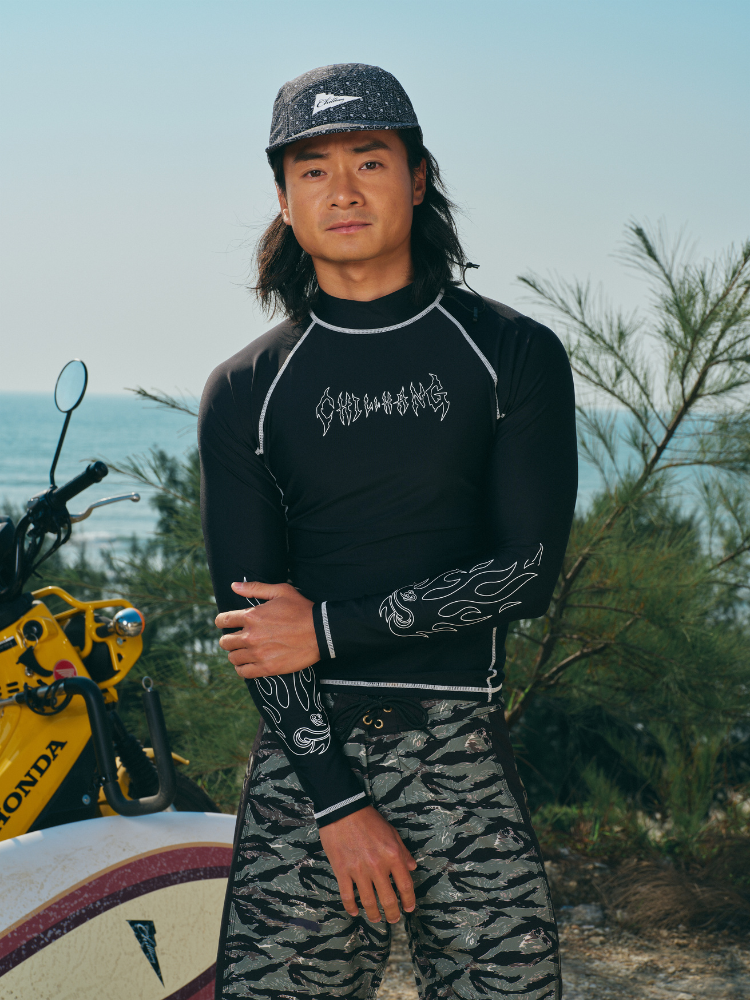 UPF50+ Stretch Flame Rash Guard – Men's | ChillHang
