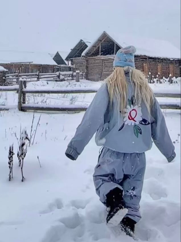 Alpine Luxe Insulated Ski Jacket - Women's | QLeo