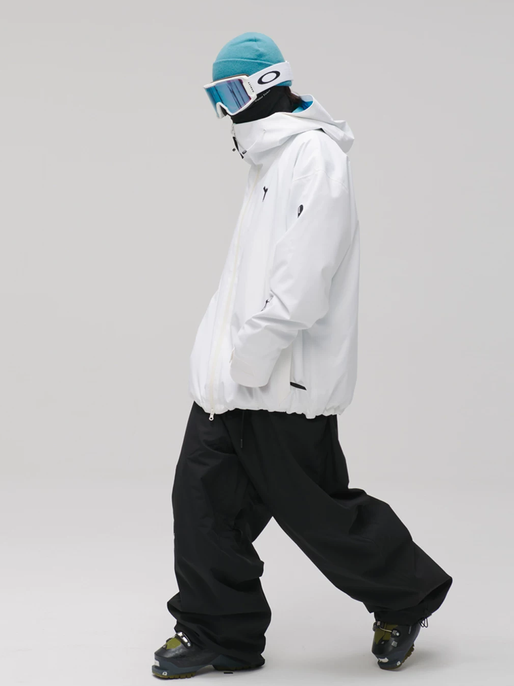 Blue Motion 3L Baggy Freestyle Ski Jacket - Unisex | Winter Ticket