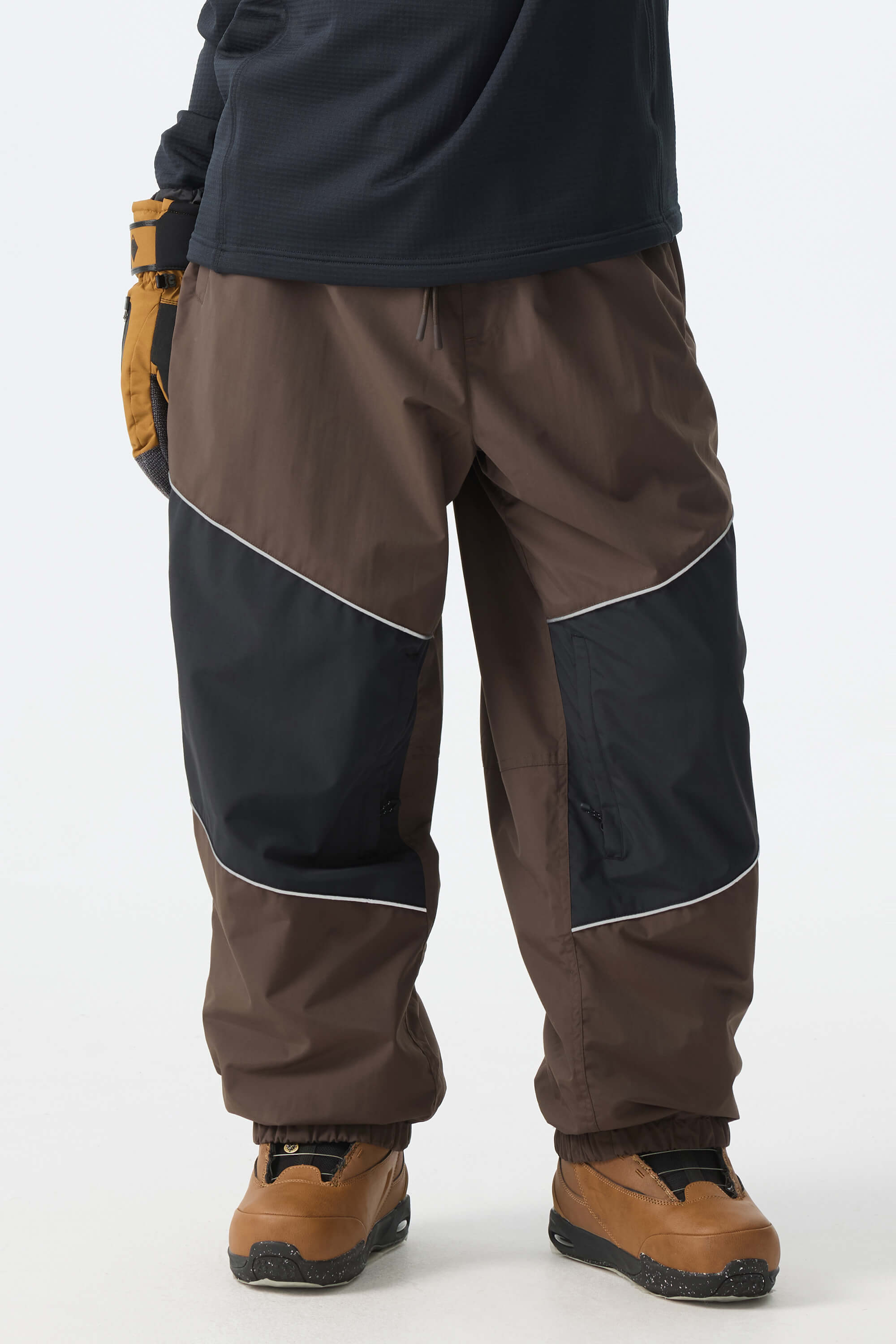 Color-Block Reflective Baggy Snow Pants – Unisex | Gsou Snow
