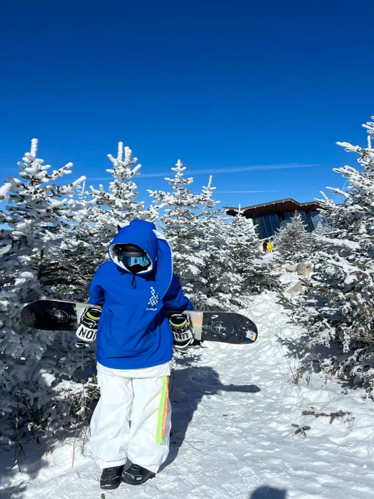 Iconic Rabbit Waterproof Fleece Hoodie – Unisex | Doorek