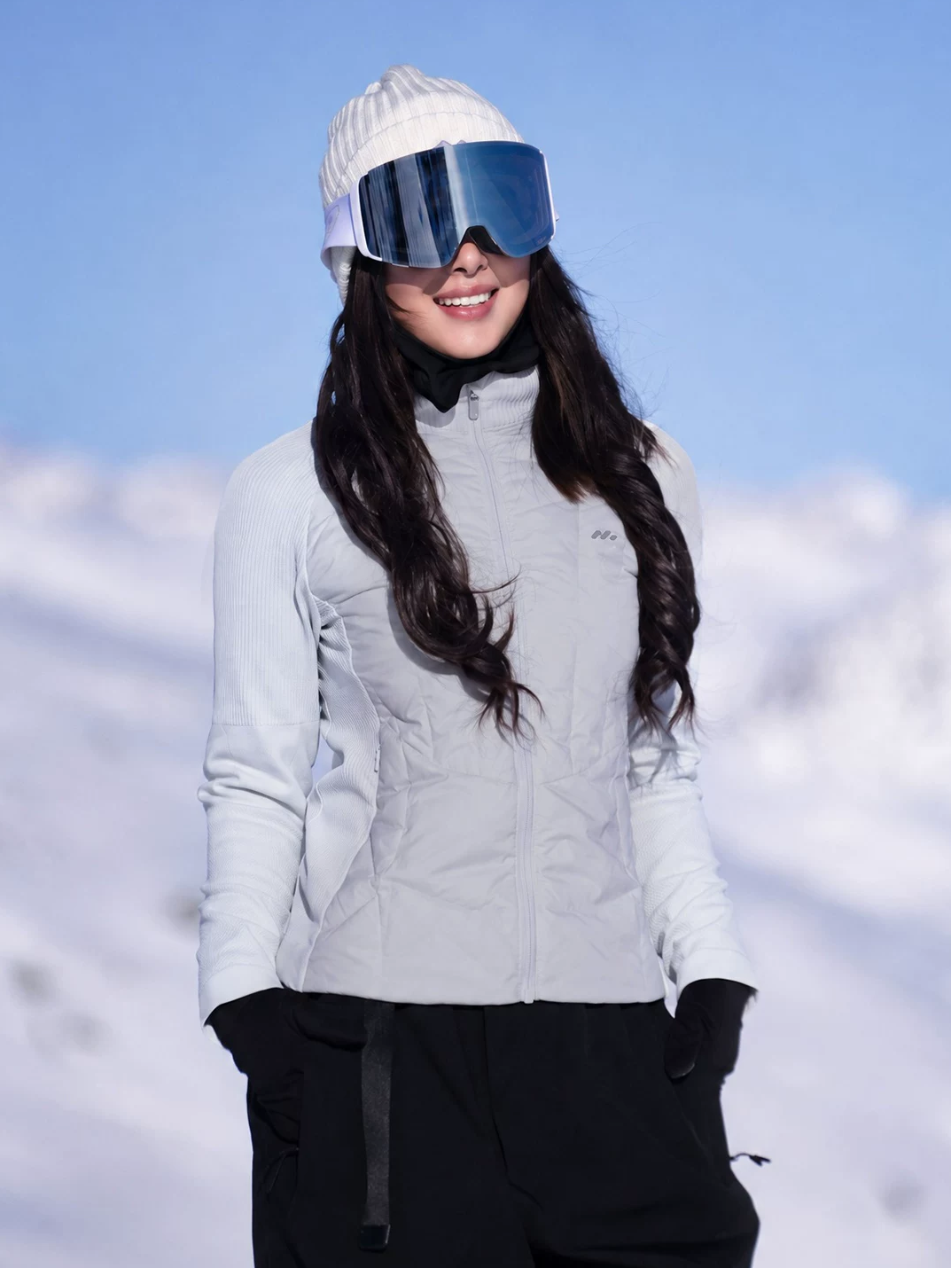 90% White Duck Down Hybrid Ski Midlayer – Women's| High Experience