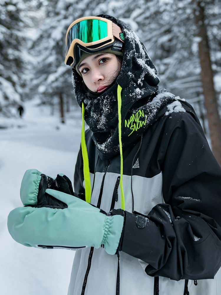 ArcticGrip Touchscreen Mittens – Unisex | NANEND