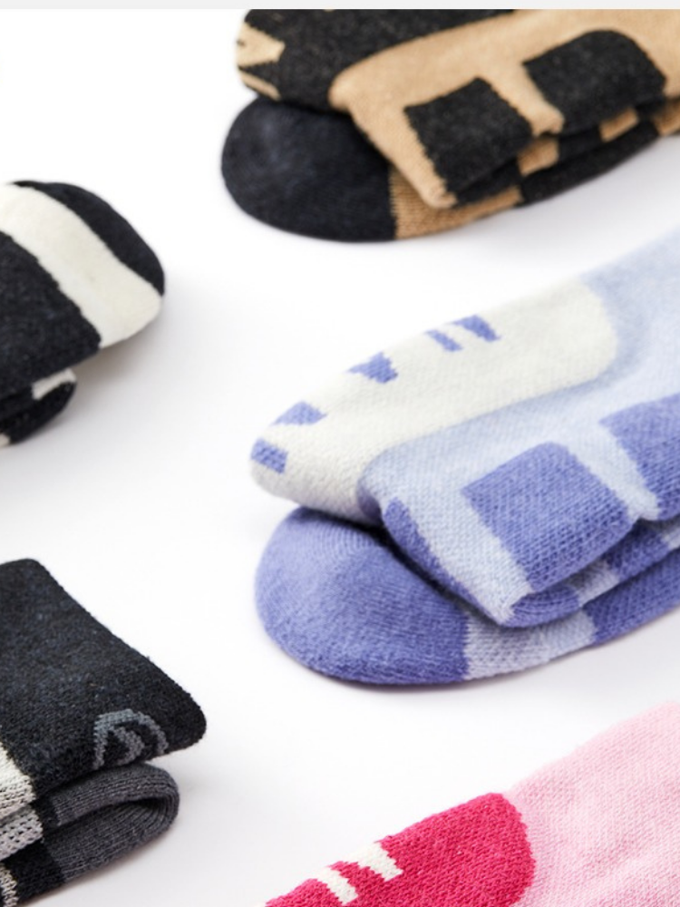 AlpineWool Compression Ski Socks – Unisex | NANEND